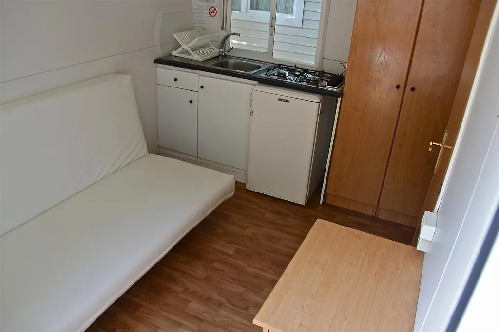 Camping Roca Blanes Campsite